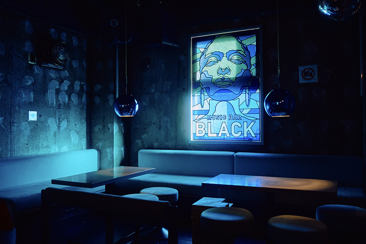 ブラックミュージックと渋谷のストリートカルチャーが融合する場所「MUSIC BAR BOUNCE」 ZEROMILE